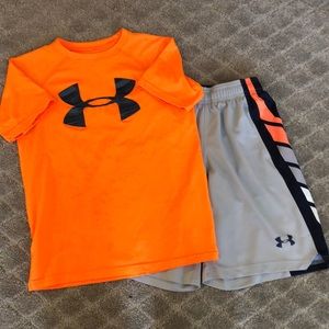 Boys small under armour outfit selling as set